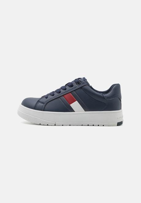 Th šnurovacie tenisky, tommy hilfiger,36