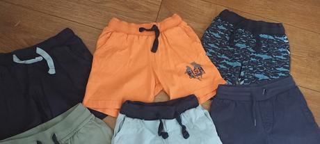 Balík kraťasov 110/116 h&m, next, lupilu, h&m,110