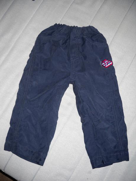 Tmavomodré zateplené gate, 86