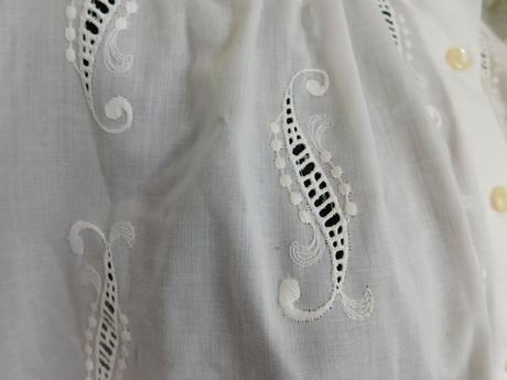 Luxusna pekna bluzka ku kroju, 46