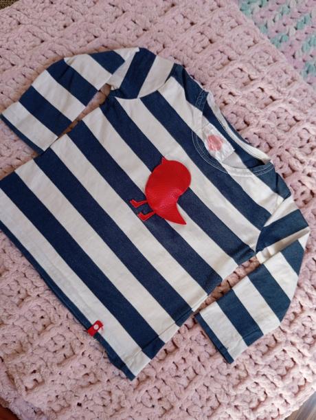 Piskajúce tričko 92, 92