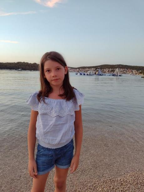 Pásikavý letný top 146/152, c&a,146