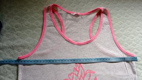 Tielko dlhšie s ananásom, 146