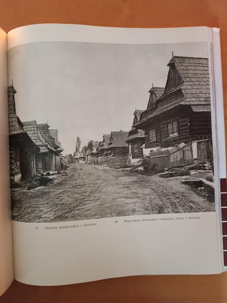 Drevené stavby na slovensku (1971),