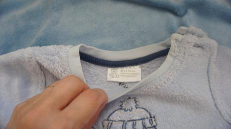 Mikinka s tuleňom, 74