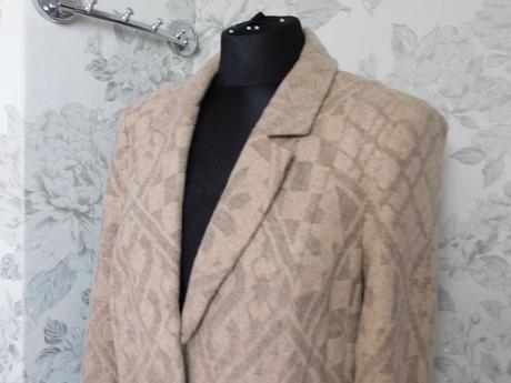 Luxusny damsky vlneny blejzer, 42