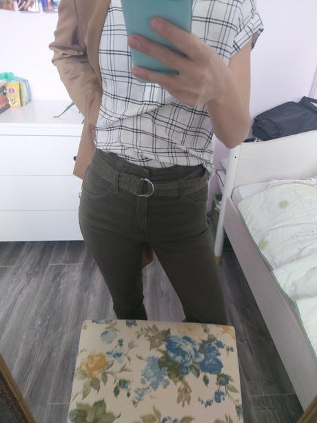 Zelené rifle s vysokým pásom, bershka,36