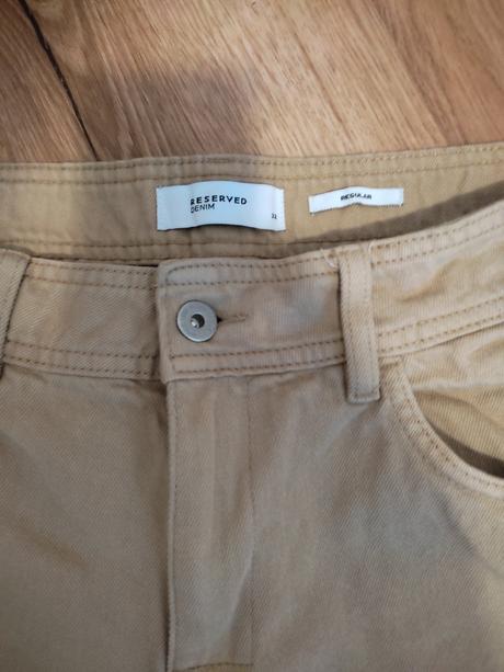 Kraťasy, reserved,32