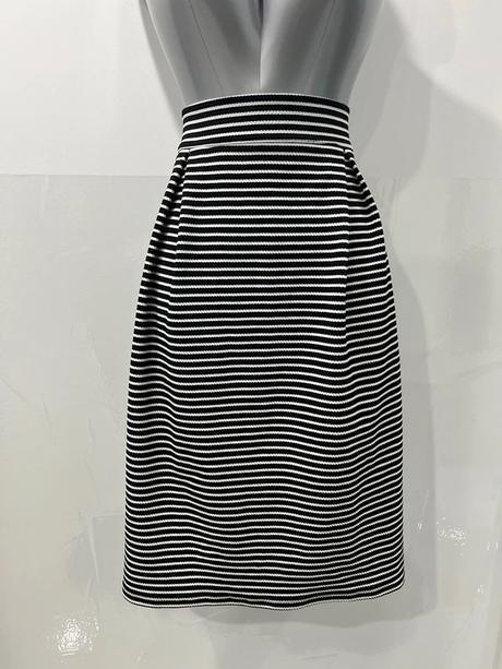 Ackova sukna pruhovana, l