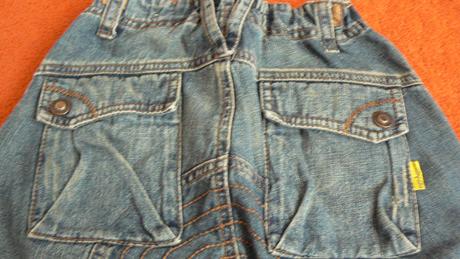 Frajerské riflové trištvrťáky, kenvelo,116