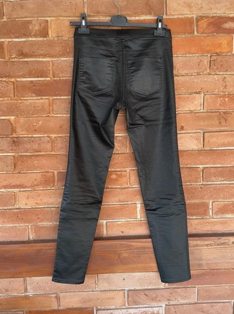 Leginove nohavice v koženom vzhľade, h&m,s