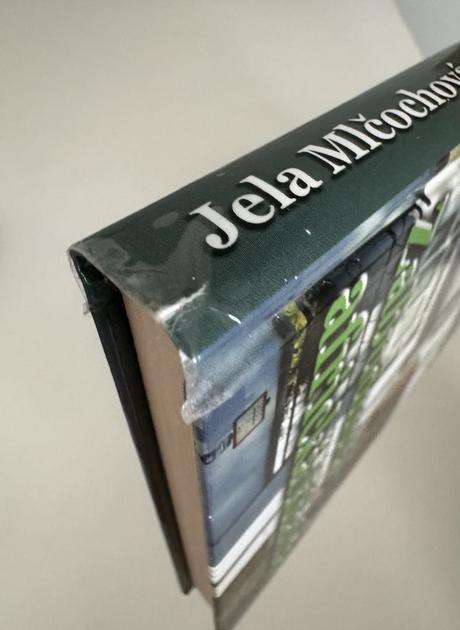 Knihy záhada pre adrianu,