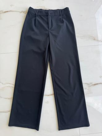 Elegantné čierne nohavice, terranova,140