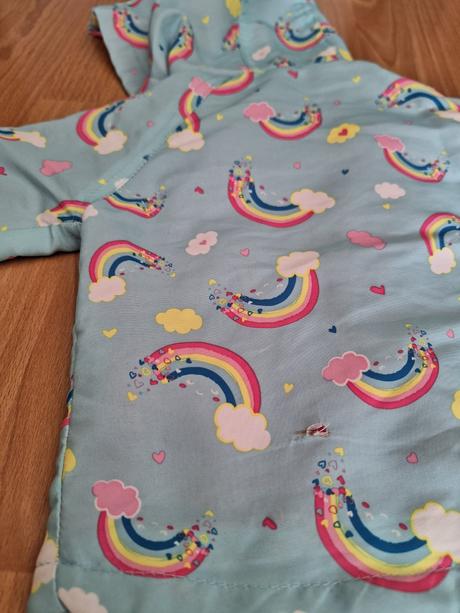 Dievčenská bunda, 74