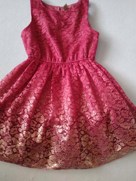 Čipkované šaty, tu,116