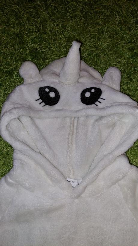 Biela mikina jednorožec, 116