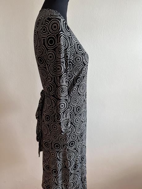 Šaty dámske zavinovacie, 36