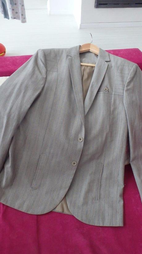 Pánske sako nenosené, 48
