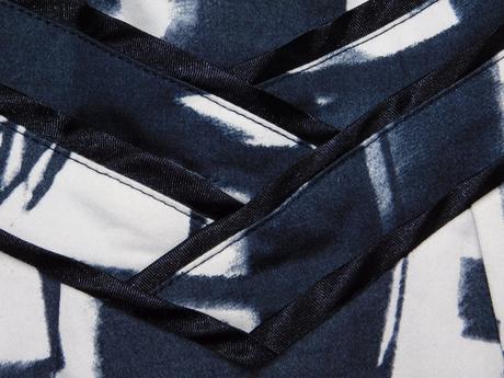 Kvalitne velmi pekne šaty, 36