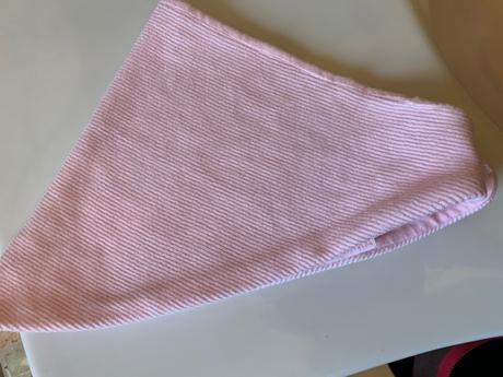 Nakrcnik sal, marika