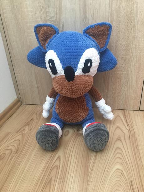 Ježko sonic, háčkovaný, 