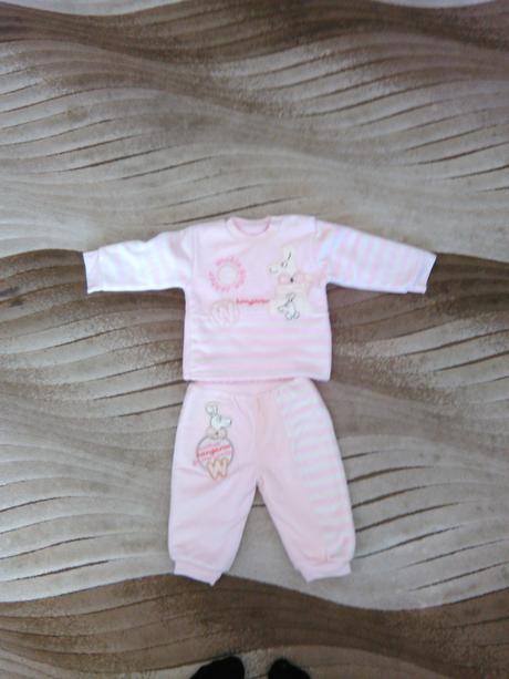 Krásna mäkkučká súprava, 68