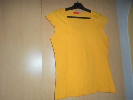 Tričko- veľ. m, roly,m