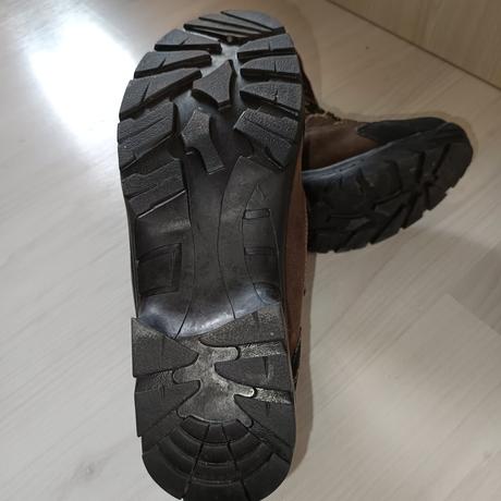Kožené vibramové topanky, 45