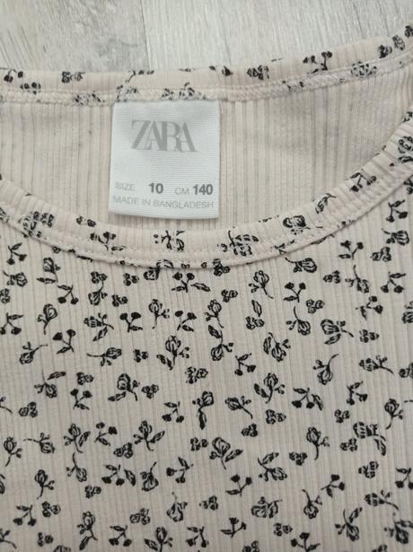 Krásne tričko s jemným vzorom, zara,140