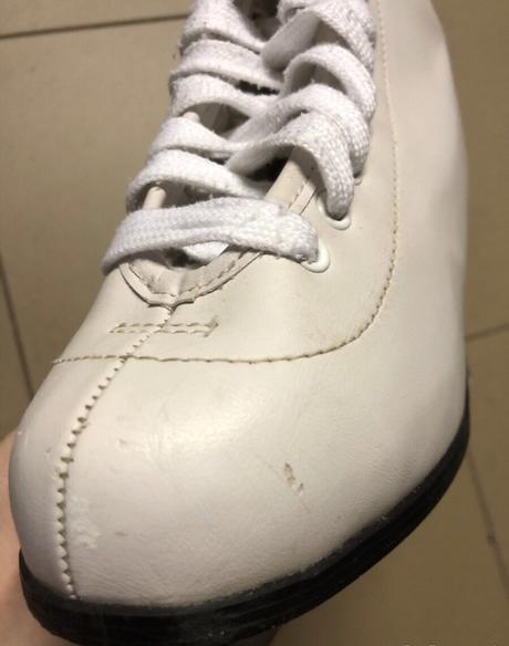 Korčule na ľad, 35