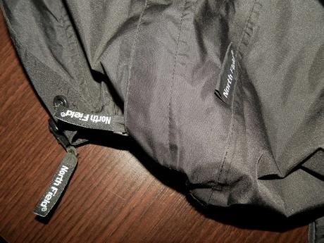 North field chlapčenská bunda do dažďa na 10r., 140