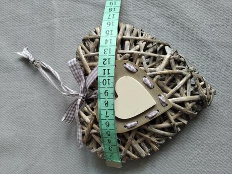 Prútené srdce 16 x 16 cm, 