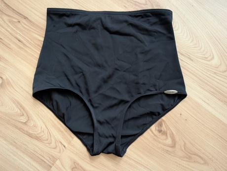 Plavky s vysokým pásom, m