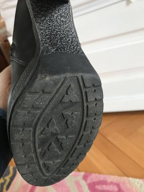 Kožené čierne čižmy velkost 37, lasocki,37