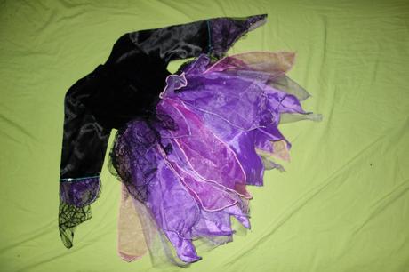 Kostym na karneval mothercare,