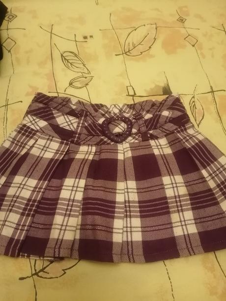 Károvaná suknička, 104