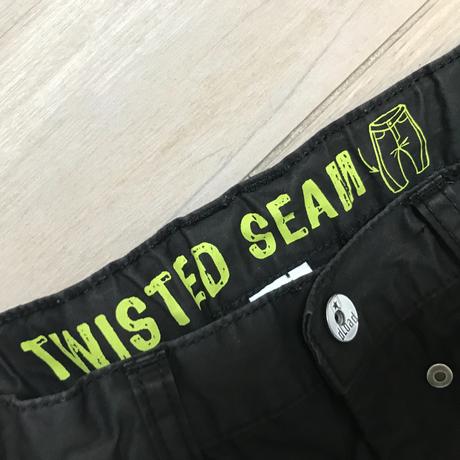 Kraťasy perfektného strihu, c&a,134