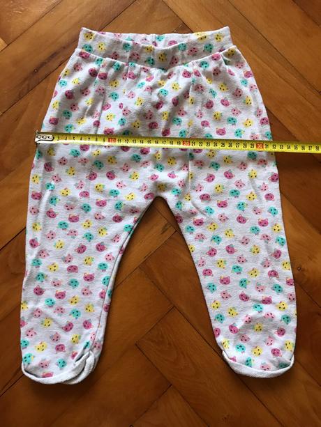 2 dievčenské tepláky - veľ. 92, 92