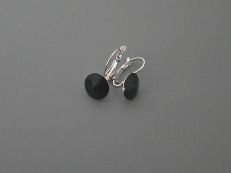 Náušnice rivoli z chirurgickej ocele,