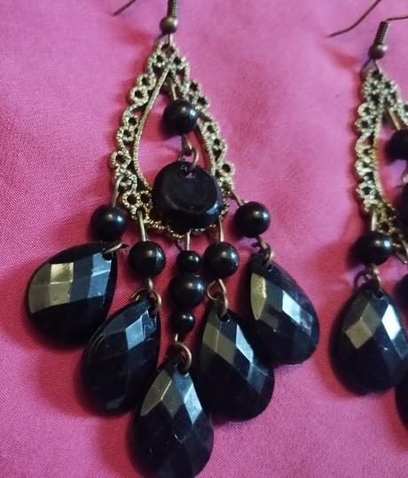 Francuzske elegantne nausnicky, 