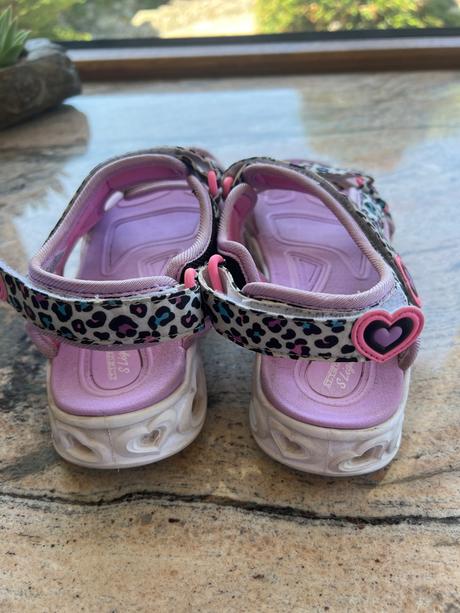 Dievčenské sandálky skachers, 35