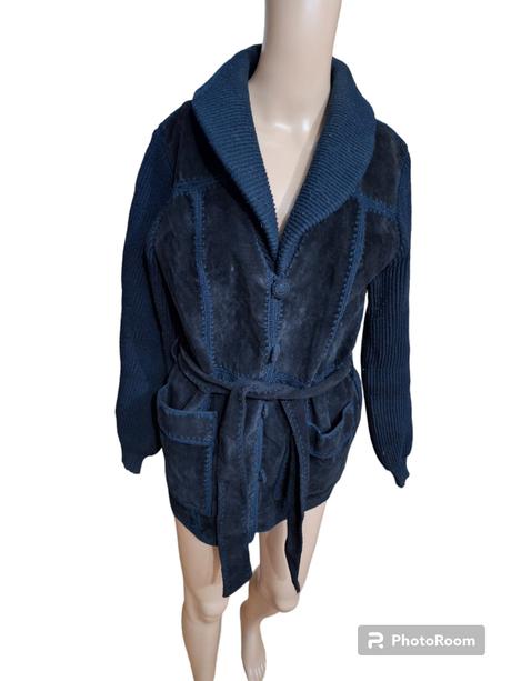 Dámska kožená bunda s pletenými rukávmi, 38