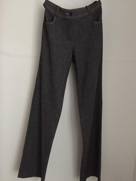 Novy nohavicovy kostym v.38, 36