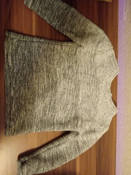 Svetrik 104, matalan,104