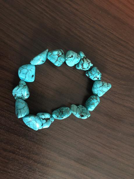 Náramok z tyrkysu, 