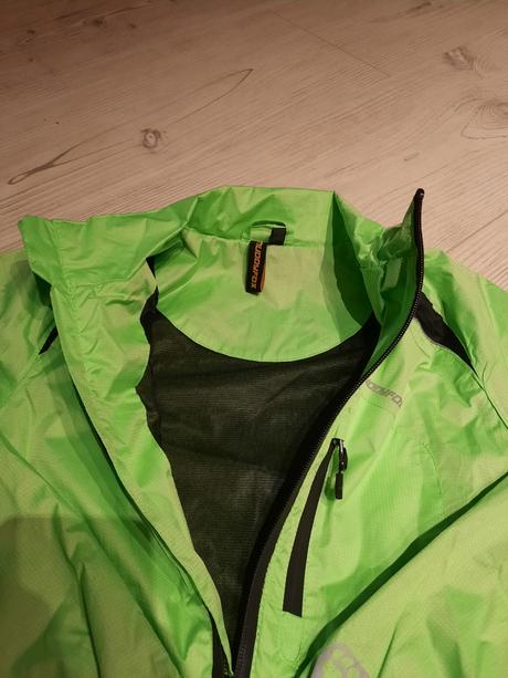 Šuštiva bunda, muddyfox,140