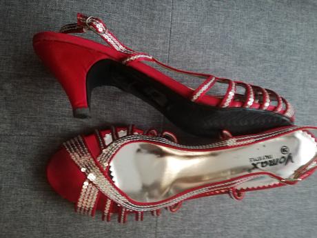 Dámske sandalky., 40