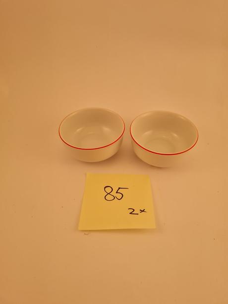 2 male porcelan. misky do zbierky, 