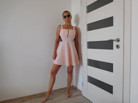 Šaty marhuľkové 36/38 pružné, 36