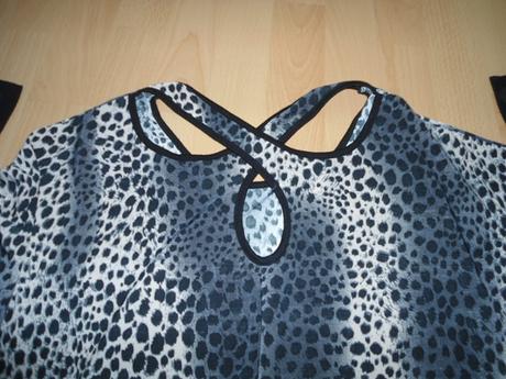 Tigrovane elasticke tricko, s